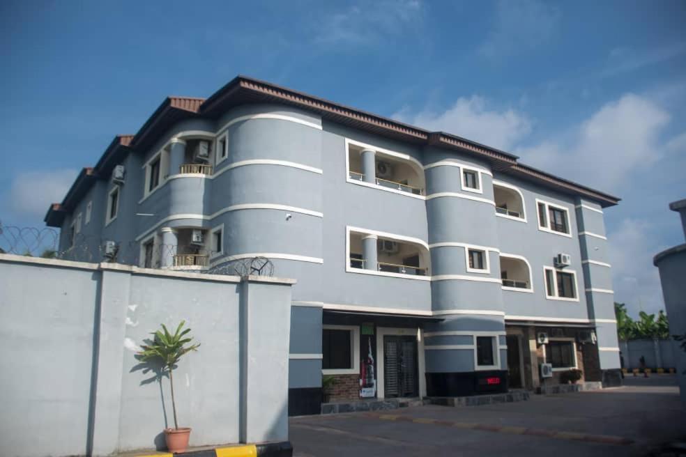 Kay Luxury Suites Uyo Buitenkant foto